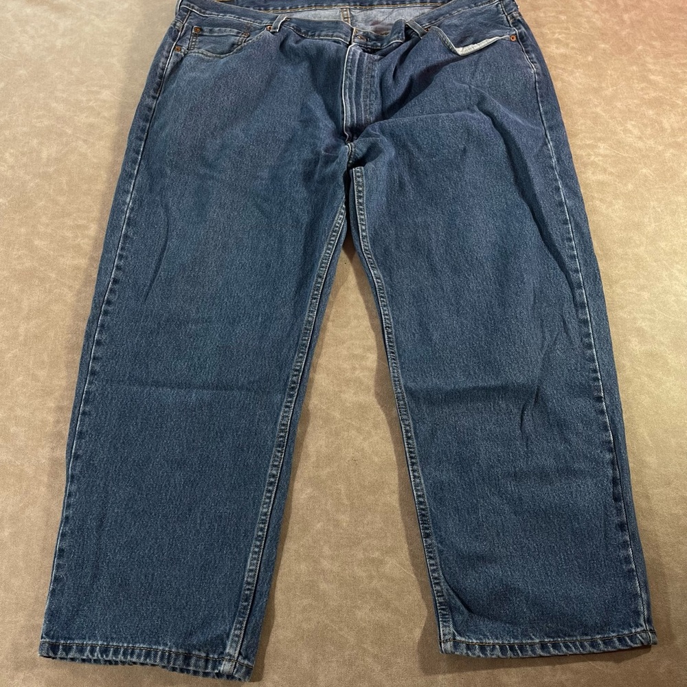 Levi’s 550 Straight Medium Wash Jeans Size 48x30